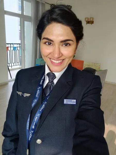 Ritu Rathee Taneja |  An Indian Pilot and YouTube Vlogger