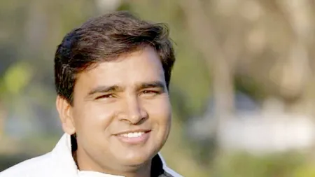 भूखे पेट सोने वाले किसान ने बेटे को कैसे बनाया IAS? | यंग भारत न्यूज