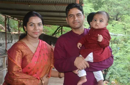 IAS preeti yadav with husband Dilip Kumar Yadav