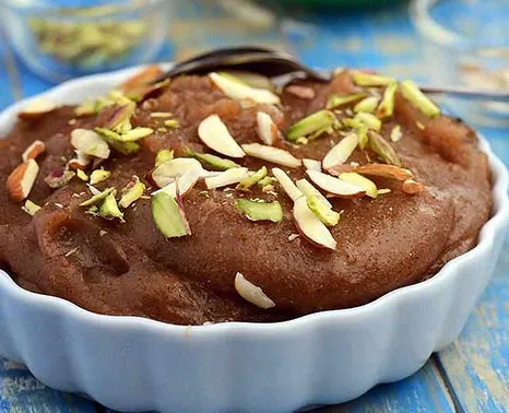 How To Make Singhare Ke Atte Ka Halwa Recipe In Hindi