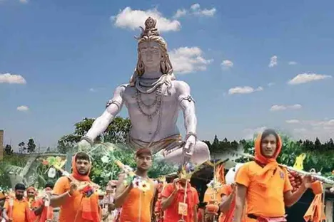 श्रावण मास का महत्व : जानिए भगवान शिव को क्यों प्रिय है यह महीना, किस तरह  की पूजा से क्या लाभ मिलते हैं