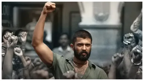 Kingdom Trailer Out Vijay Deverakonda Plays An Undercover Spy On A  Dangerous Mission - Entertainment News: Amar Ujala - Kingdom Trailer:विजय  देवरकोंडा स्टारर 'किंगडम' का ट्रेलर रिलीज, भाई को बचाने के लिए
