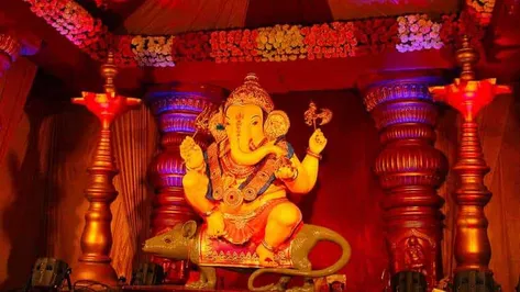 Ganesh Chaturthi 2022: गणेश जी की पूजा में ना चढ़ाएं ये चीजें, जानें क्यों  पूजा में वर्जित हैं तुलसी? | बिज़नेस न्यूज़, हिन्दी समाचार | Zee Business  Hindi