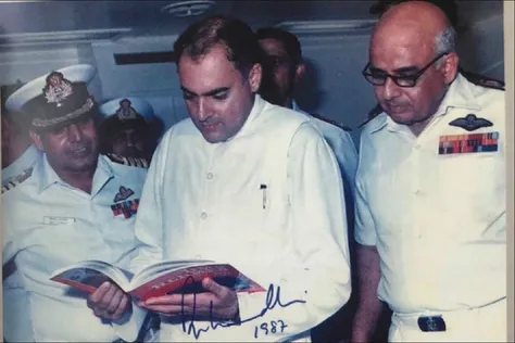 राजीव गांधी को न पाकिस्तान पर हमले की भनक थी, न ही बाबरी मस्जिद खुलने की! |  Know if rajiv gandhi was unaware of babri masjid unlock and operation  brasstacks - News18 हिंदी