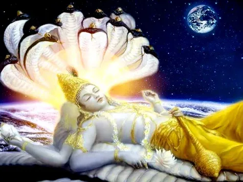 हर साल 4 महीने के लिए पाताल लोक क्‍यों चले जाते हैं भगवान विष्‍णु? | why  lord vishnu goes to sleep for 4 months in paatal lok from devshayani  ekadashi | Hindi News