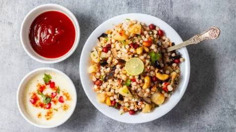 Foods To Add In Falahar During Navratri Fast In Hindi: नवरात्रि के व्रत के  दौरान नहीं होगी थकान-कमजोरी, बस फलाहार में शामिल कर लें ये फूड, मिलेगी गजब  एनर्जी, Navratri ...