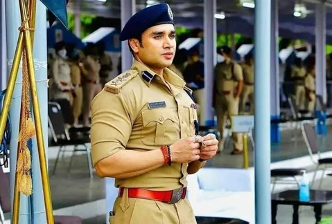8 Real-Life Cops Whose Style And Fitness Is Giving Bollywood Stars A Run  For Their Money