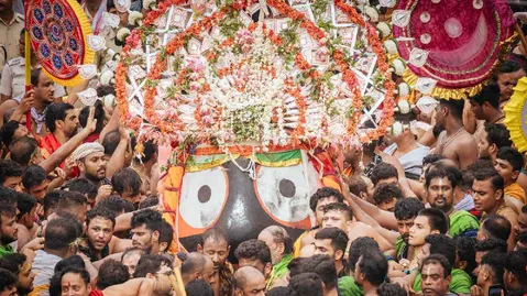 Jagannath Puri Rath Yatra Bahuda Yatra 2023 niladri bije Ritual Interesting  Story Maa laxmi । मौसी गुंडिचा के घर से श्री मंदिर वापस लौटेंगे महाप्रभु,  अब रूठी हुई मां लक्ष्मी को ...