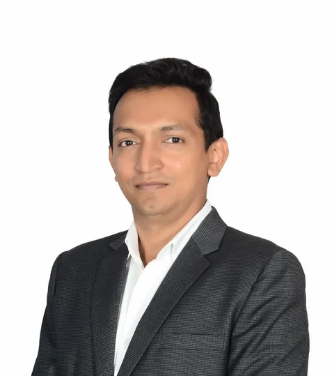 Salim Shaikh  Co Founder Monday Hotels