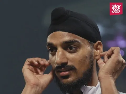 Watch: Arshdeep Singh Apologizes to Yuzvendra Chahal After Breaking Record