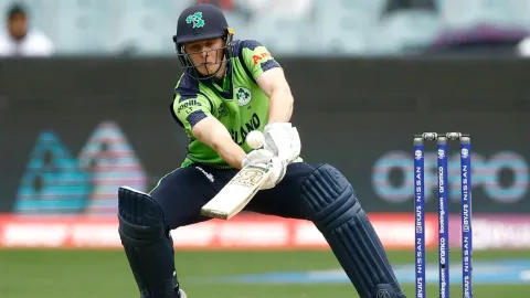 Top 5 players with highest averages as wicketkeeper-batter in Tests