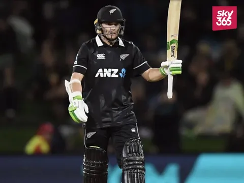NZ vs PAK 2025: Tom Latham's ODI Stint Cut Short Due to Fractured Hand