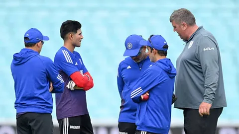 “What else are you expecting?” - Parthiv Patel slams pitch curator Lee Fortis; backs Gautam Gambhir