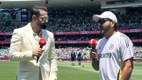 We were forced to publicly support Rohit Sharma in SCG viral interview, reveals Irfan Pathan