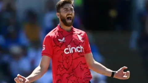 IPL 2026: 5 MI Players who might be released ahead of mini auction