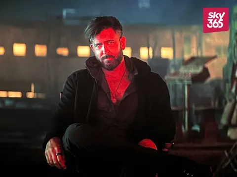 War 2 OTT Release: When and Where to Watch Hrithik Roshan and Jr NTR Starrer Mega Blockbuster?