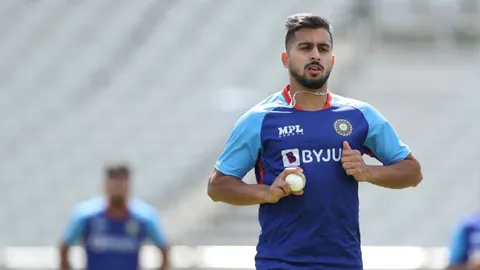 A bowler who bowls at 150 kph knows that he is a king: Umran Malik