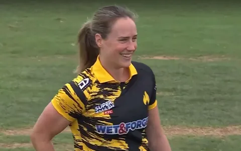 Ellyse Perry spotted playing Women’s Super Smash hours after pulling out of WPL 2026