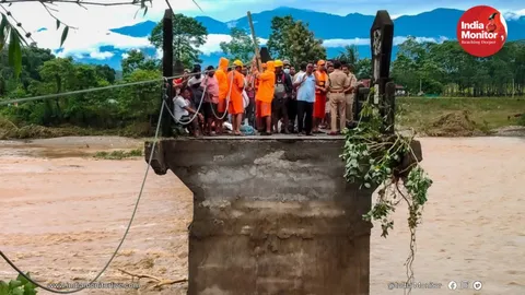 Tourists stranded as heavy rainfall, landslides ravage Darjeeling hills