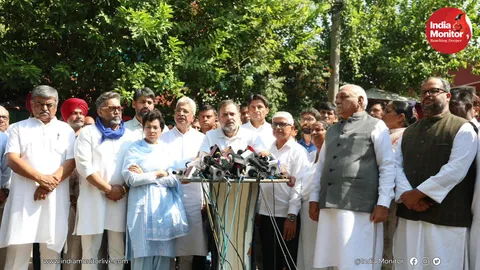 Haryana cop's death about all Dalits, PM and CM should act immediately: Rahul