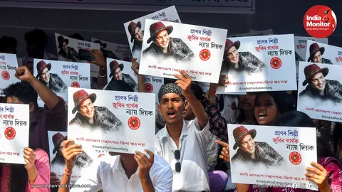 Violence Erupts Outside Baksa Jail Over Zubeen Garg Case; Police Use Lathi-Charge to Disperse Mob