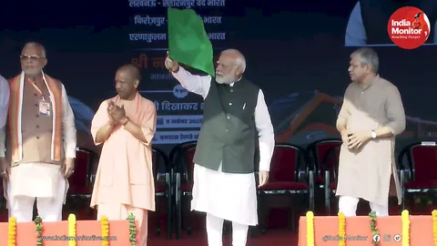 India moving fast on path of development: PM