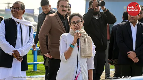 Mamata Banerjee Alleges ED Targeting TMC Strategy in I-PAC Chief Raid, Calls It ‘Political Vendetta’
