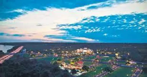 Amitabh Bachchan Buys Land In Ayodhya For $1 Million 'Looking Forward' To Build his Home Near It!