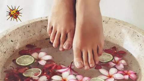 DIY Pedicure You Need To Try This Diwali For That Happy Feet