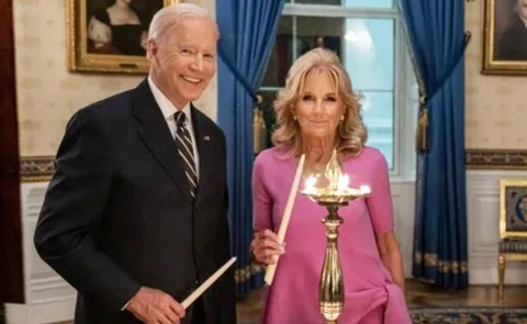 Biden throws Diwali Celebration for Indian Americans at White House