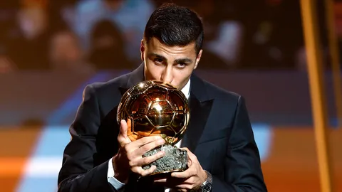 Rodri Claims 2024 Ballon d'Or Amidst Real Madrid Boycott