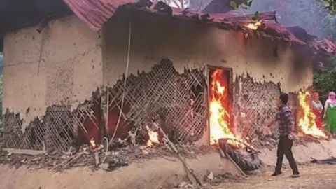 Manipur Gunbattle Leaves 10 Kuki Insurgents Dead, Curfew Enforced