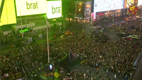 Charli XCX Shocks Fans With a Surprise Performance At Times Square!