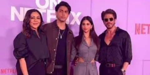 Shah Rukh Khan Makes This Special Request To Fans For Aryan & Suhana!