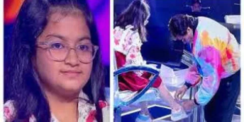 Watch: Amitabh Bachchan Win Hearts After Doing This On KBC Show!