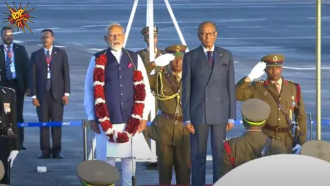 PM Modi Receives a Ceremonial Welcome in Mauritius: See Pictures