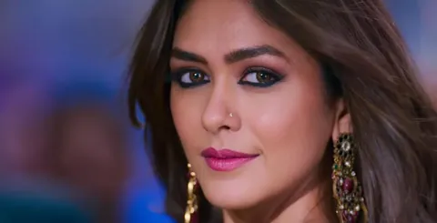 Dhol Beats, Dialect & Determination: How Mrunal Thakur’s Preparation Shows on Screen in Son of Sardaar 2