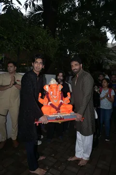 Real-Life Hero Sonu Sood Chooses Eco-Friendly Ganpati Visarjan With Family
