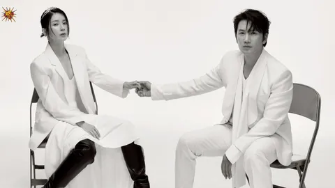 Ji Sung and Lee Bo Young Celebrate 10th Wedding Anniversary with Heartwarming Pictorial