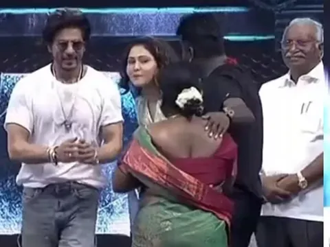 Shah Rukh Khan's Sweet Gesture Towards Atlee's Mother At Jawan's Pre-Release Won Netizens Heart!