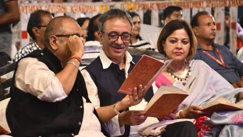 Artists and directors may come and go, but songs live on,” says Rajkumar Hirani as he is honored with the National Kishore Kumar Award!