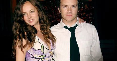 "Bijou Phillips Announces Divorce from Danny Masterson After His Jail Sentence for Rape