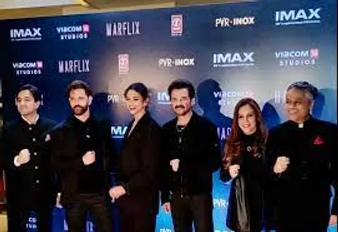 'Fighter' Stars Gets Standing Ovation From IAF Officers At Special Screening!
