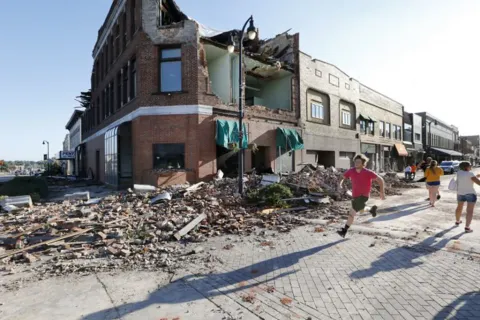 Tornadoes Devastate Nebraska and Iowa, Causing Widespread Destruction