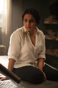 The set clears as Vidya Balan delivers an emotional scene for ‘Do Aur Do Pyaar’ a ritual she follows with all her films!