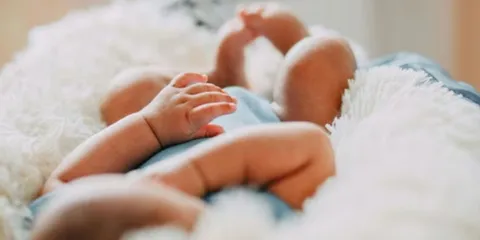 This Grandma Was Banned From Kissing Baby, know why