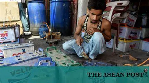 "Exploring Pakistan's Persistent Poverty: Assessing the Ineffectiveness of its Economic Model 75 Years On"