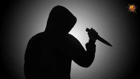 Man Attacks His Friend With Knife After She Refused to Talk to Him