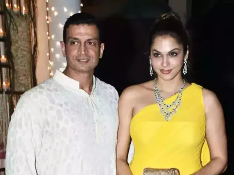 'Krishna Cottage' Actor Isha Koppikar and Timmy Narang Reportedly Divorce after 14 years of marriage!