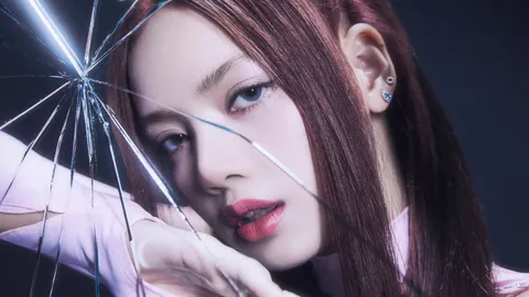 BLACKPINK's Lisa Became The First Soloist To Achieve 8 Guinness World Record!